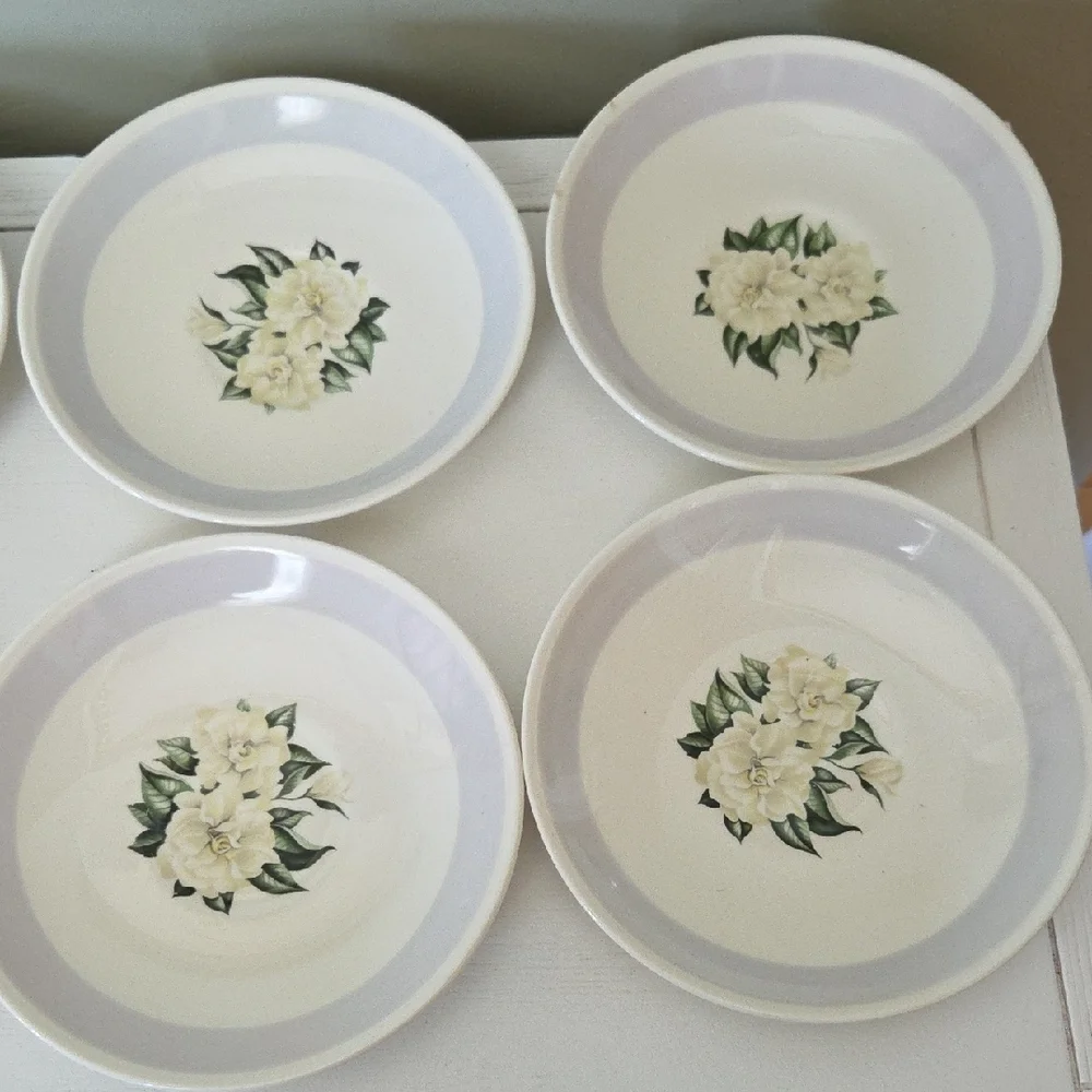 Vintage 1940's Homer Laughlin Nautilus   Tea Cup Saucer Plates 8 Included